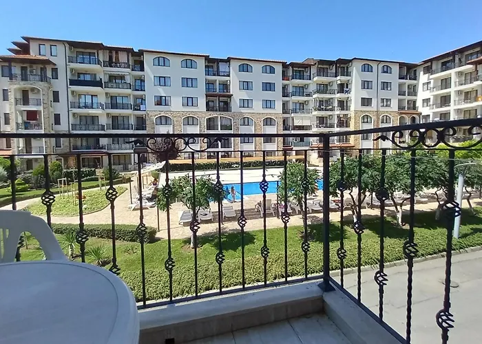 Apolon 8 Relax With Pools Slantchev Briag