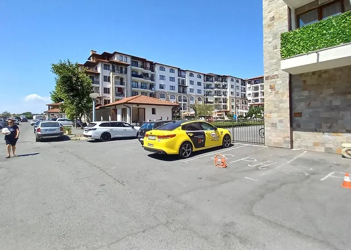 Appartement Apolon 8 Relax With Pools Slantchev Briag