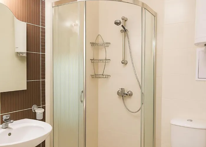 Apolon 8 Relax With Pools Slantchev Briag